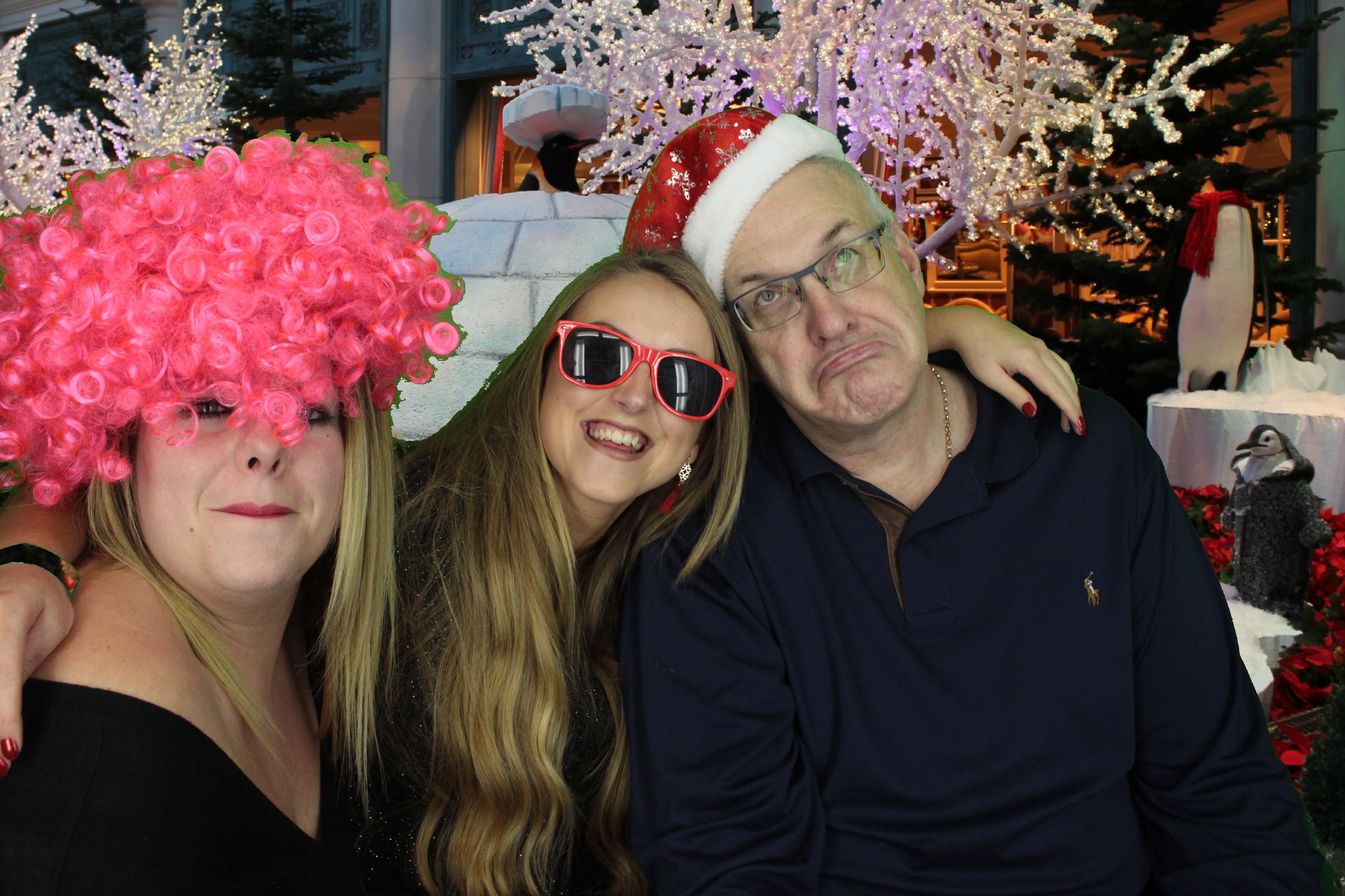One Line Christmas Party | View more photos from the event at gallery.myphotoboothexperience.co.uk/u/MyPhotoBoothExperienceLtd/One-Line-Christmas-Party